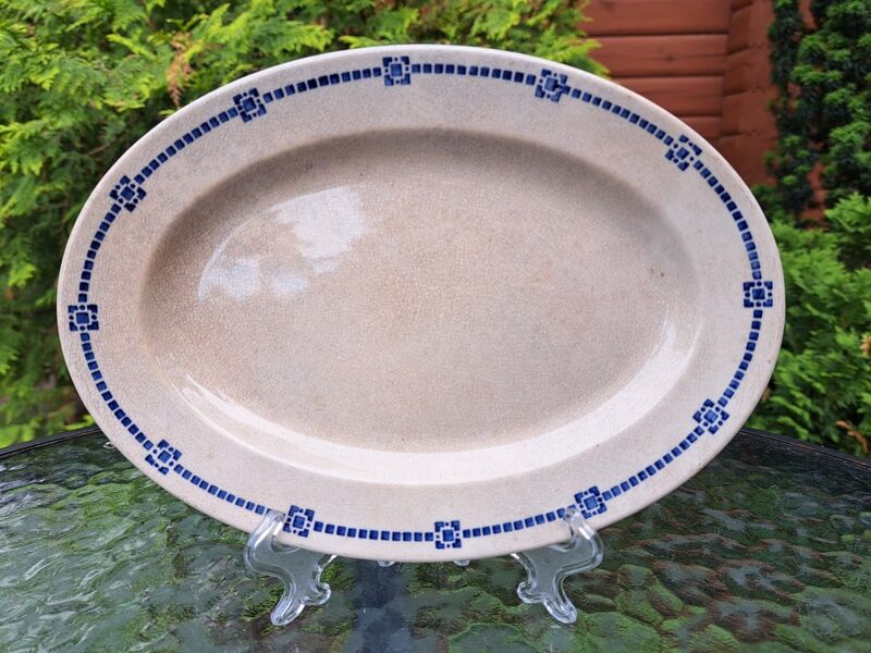 Fajansa ovāls servējamais šķīvis VILLEROY&BOCH ar zilu kobalta zemglazūras dekolu, Dresden (Citi rpt 56)