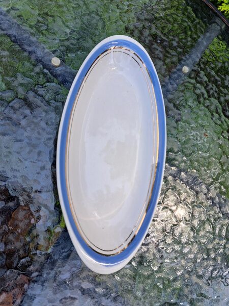 Šķīvis garenais 28cm, pusdienu servīze "Spīdola" ar zilu malu un zeltu, PFF (Spīdola 114)