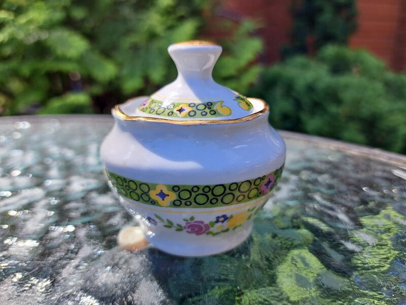 Sinepju trauks, pusdienu  servīzes "Ārija" forma, zaļš dekols ar zeltu, RPR (Ārija pusdienu 325)