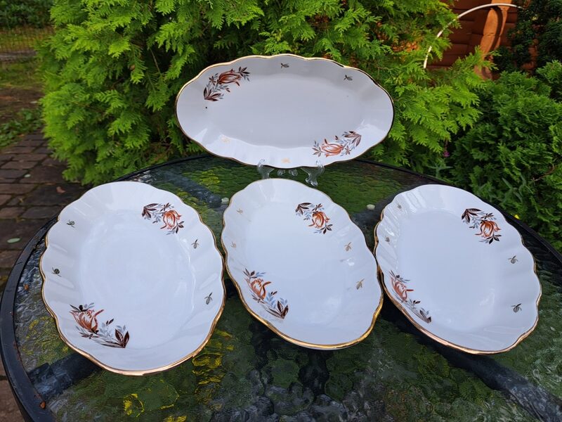 Garenais šķīvis L=30cm ar brūnām tulpēm un zeltu, pusdienu servīze "Ārija", brūna izpūsta tulpe (Ārija pusdienu 318)