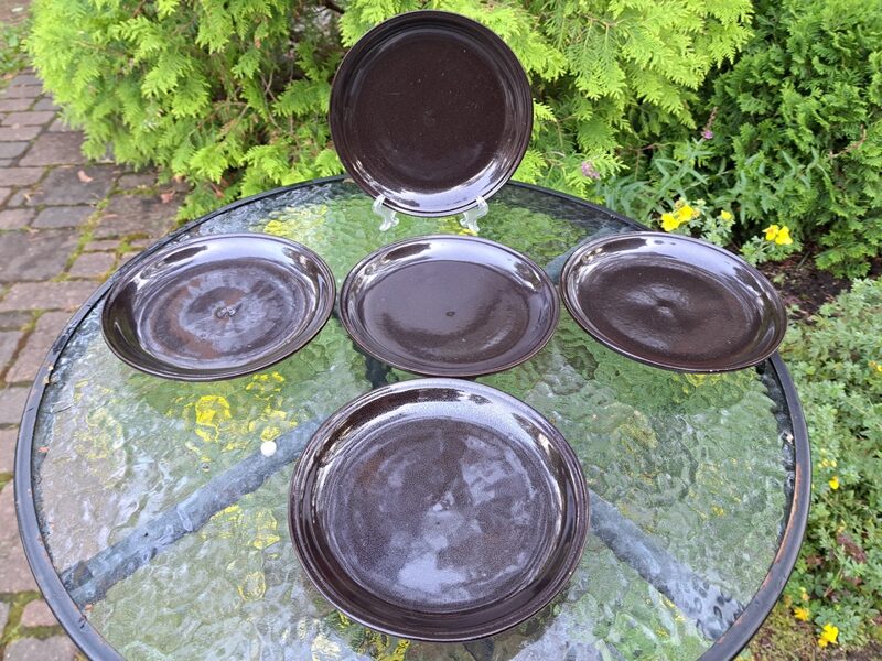 Brūnu šķīvju komplekts 5 personām, glazūra. D=19cm (Keram 102)