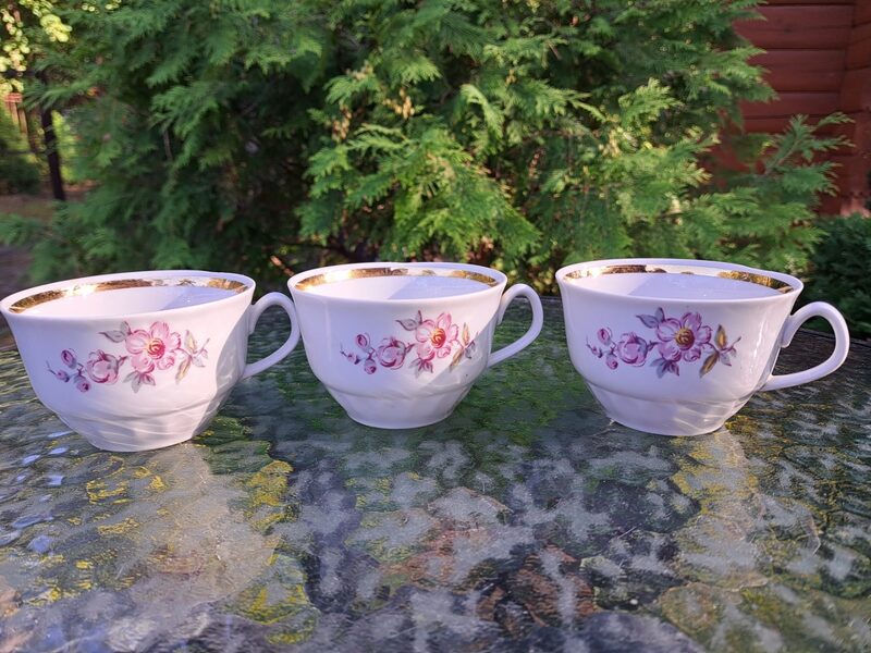 Tējas krūzītes "Māra" ar ābeļziediem un zeltu, slīpējums (Māra tējas 174)