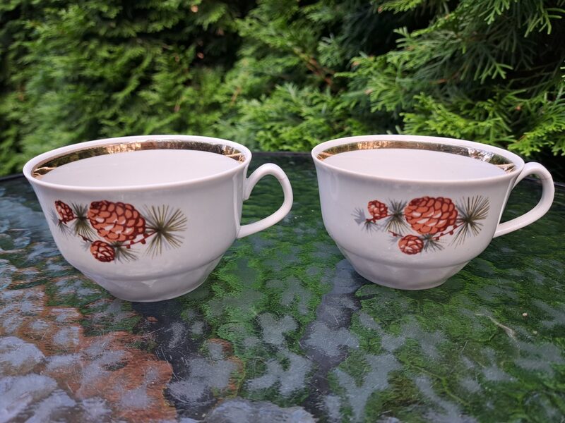 Krūzītes tējas "Māra" ar čiekuriem un zeltu, defekts (Māra tējas 178)