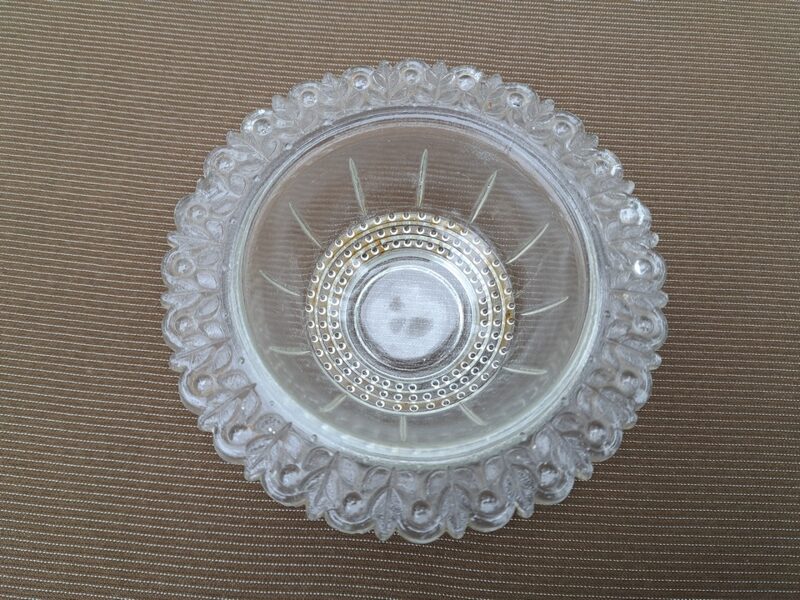 Igaunijas rāžotāja mežģīņu stikla bļodiņa, Tarbeklaas (Stikls sk 223)