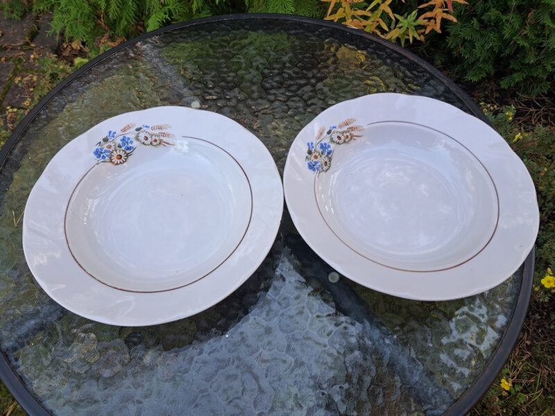 Zupas šķīvis d=24cm, forma "Viktorija" ar Jāņu pušķi un brūnu apvilkumu, RPR (Viktorija 86)