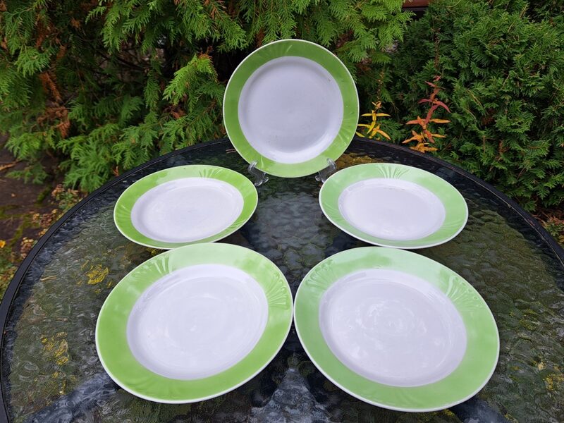 Šķīvji maizes d-17cm ar platu zaļu malu, bez zelta, forma "Māra", RPR (Māra pusdienu 140)