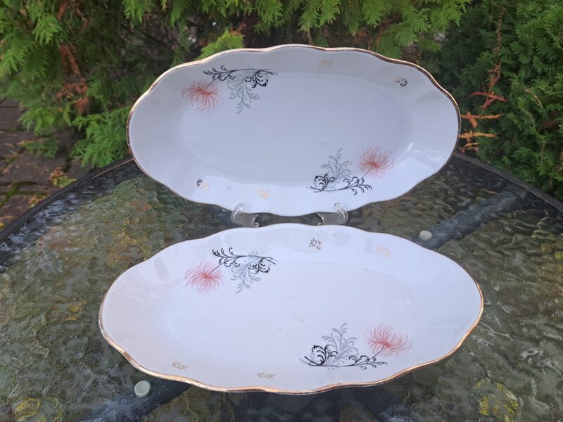 Garenais šķīvjis, pusdienu servīzee "Ārija" ar rozā krizantēmu, RPR. L=27cm, ar zeltu (Ārija pusdienu 355)