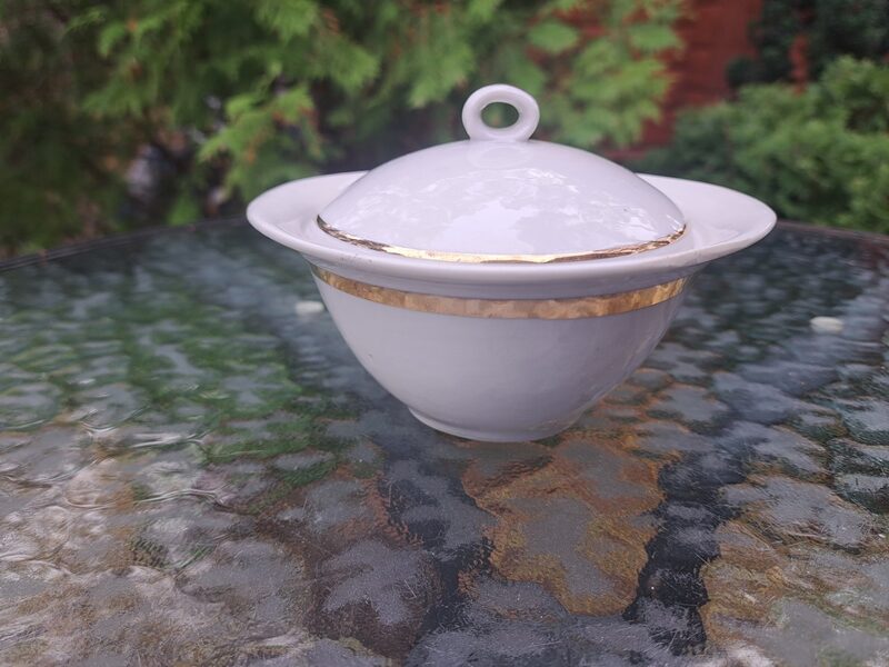 Cukurtrauks/krējuma trauks Nr.2, pusdienu servīze "Spīdola", balts ar zeltu, PFF (Spīdola 139)