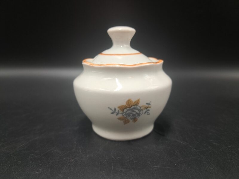 Sinepju trauks, ar "Ledus rozi", bēšs apvilkums, RPR. Pusdienu servīzes "Ārija" (Ārija pusdienu 369)