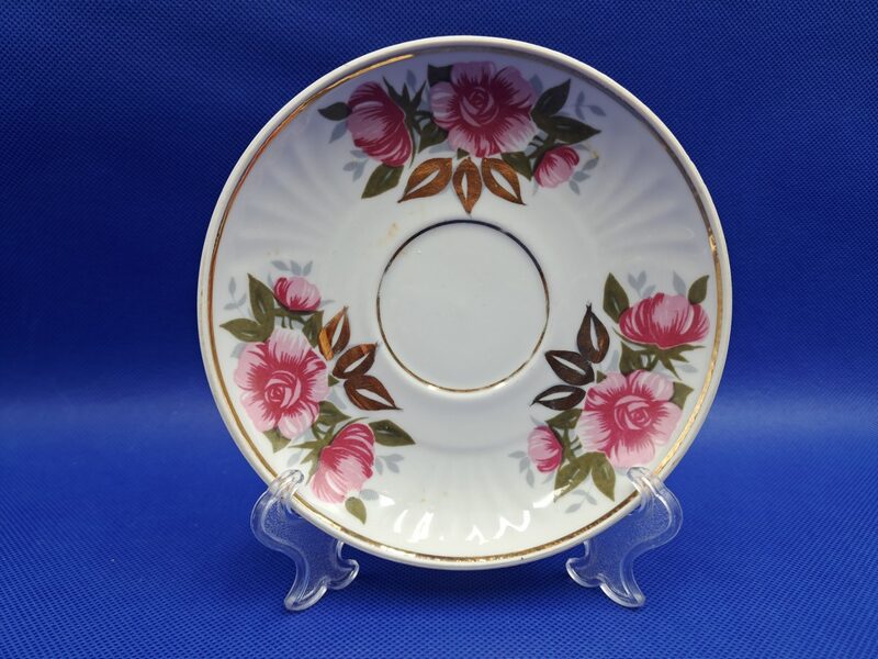 Apakštase no skaistas tējas "Māras" ar košām rozā puķēm un bagātīgu zeltu, RPR (Māra tējas 202)