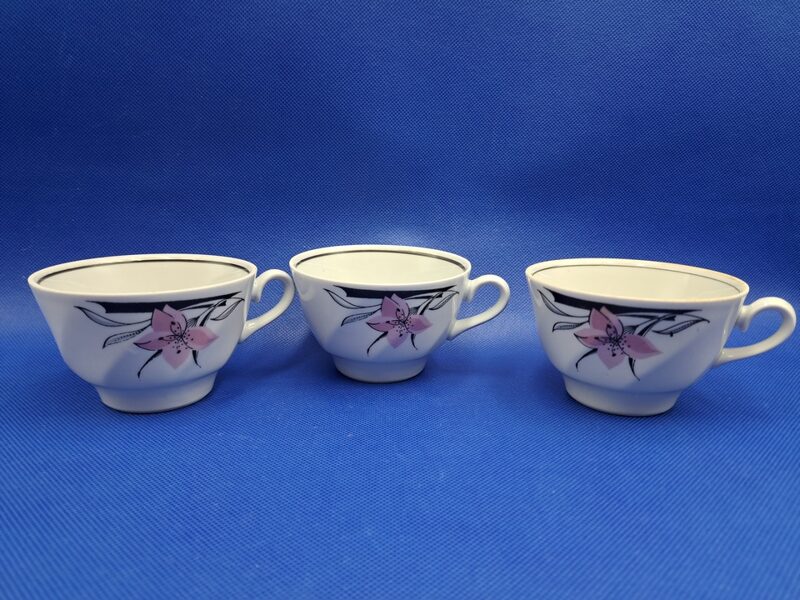 Tējas krūzītes, servīze "Viktorija" ar orhidēju un melnu apmali, RPR (Viktorija t 148)