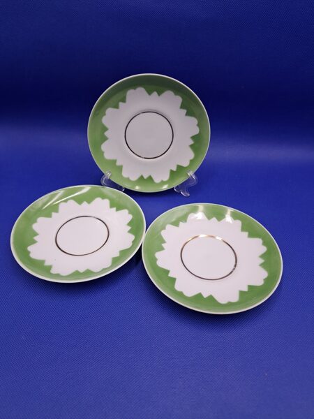 Zaļi baltas apakštases, tējas servīze "Rīga-60", RPR (Rīga-60 118)