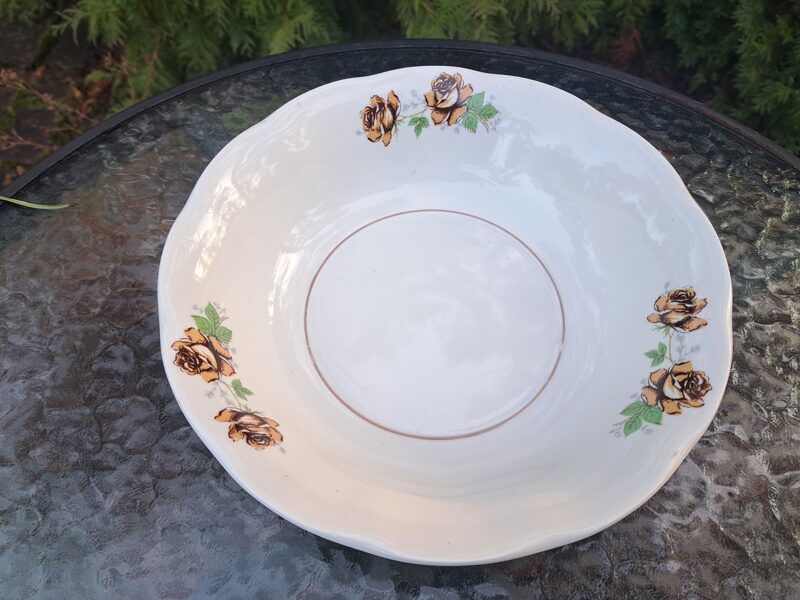 Salātu bļōda d=24cm, pusdienu servīzee "Ārija" ar bēšām rozēm un bēšu apvilkumu centrā, RPR (Ārija pusdienu 391)