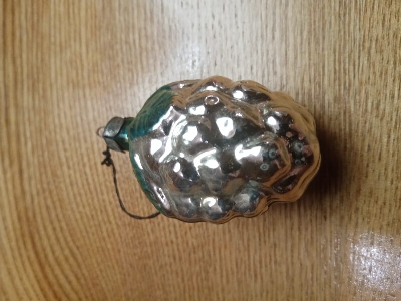 Eglīšu rotājumi -  Vīnogas (Egle augļi 05)