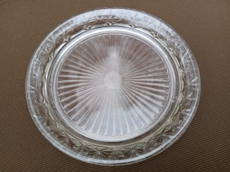 Vintāžs servējamais šķīvis (Stikls sk 45)