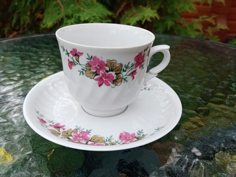 Duo (kafijas pāris) no servīzes "Rīga", 80.-ie gadi ar rožu pušķi, RPR