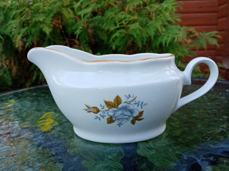 Mērces trauks ar gaiši zilām puķēm, pusd.s."Ārija", RPR