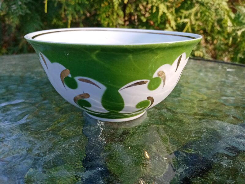 Bļodiņa(piala) maza, krāsas tonis: sulīgi zaļš, servīze "Austrumu" (Austrumu 21)