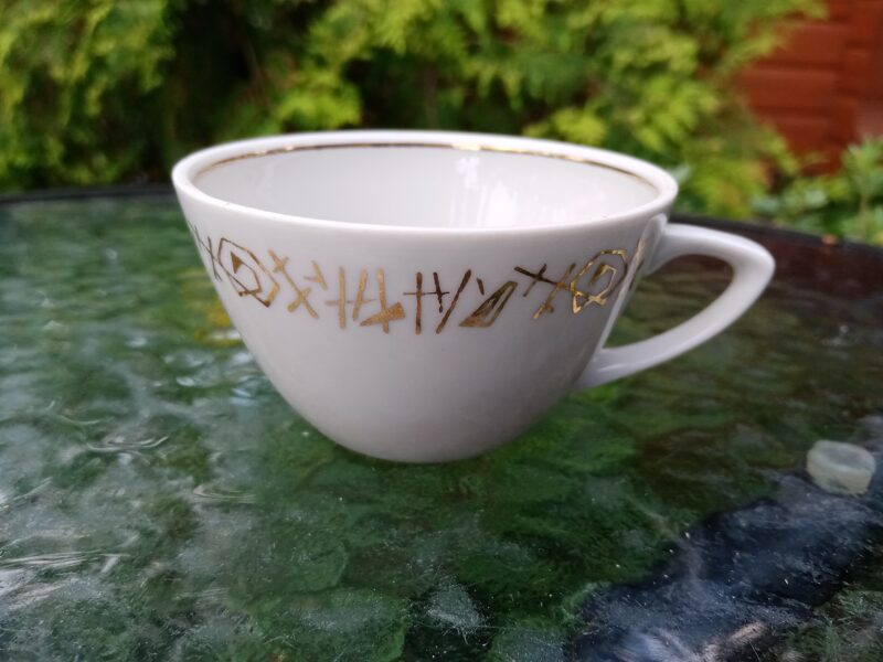 Balta ar zelta rakstu krūzīte "Ausma", PFF (Ausma 47)