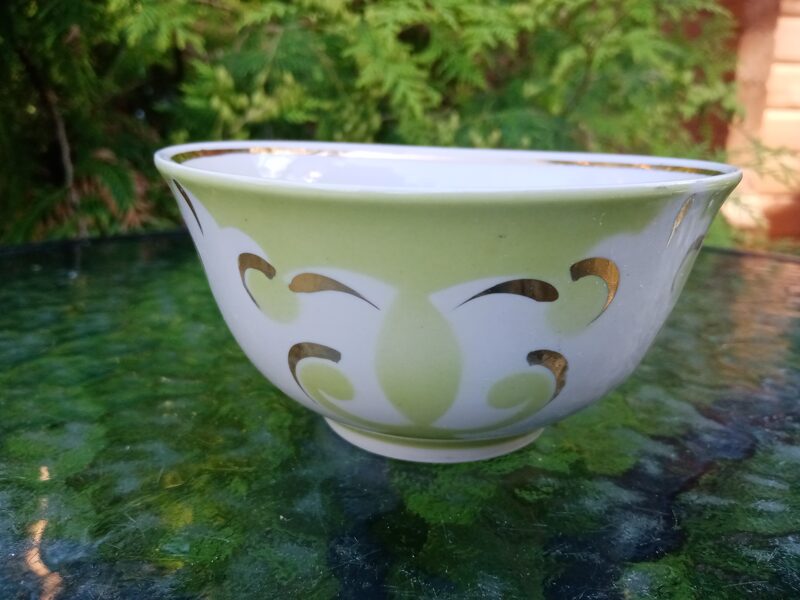 Bļodiņa(piala) maza zaļa ar zeltu, servīze "Austrumu" (Austrumu 43)